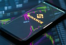 Philippines orders Google & Apple to remove Binance credit: Shutterstock