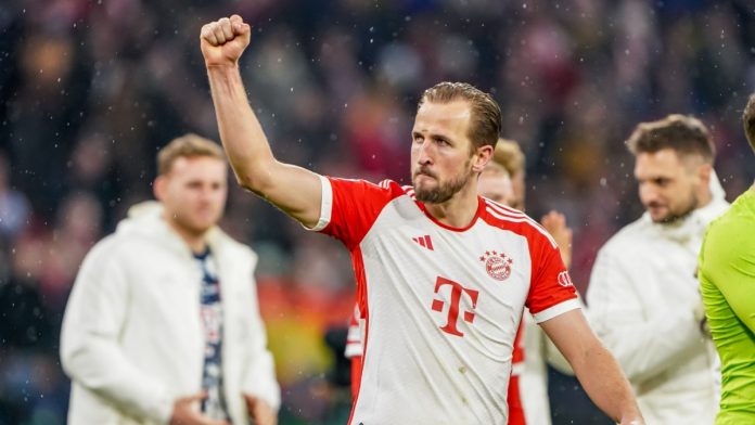 Harry Kane of Bayern Munchen celebrate the win during the UEFA Champions League, Round of 16, 2st leg match between Bayern Munchen and Lazio.