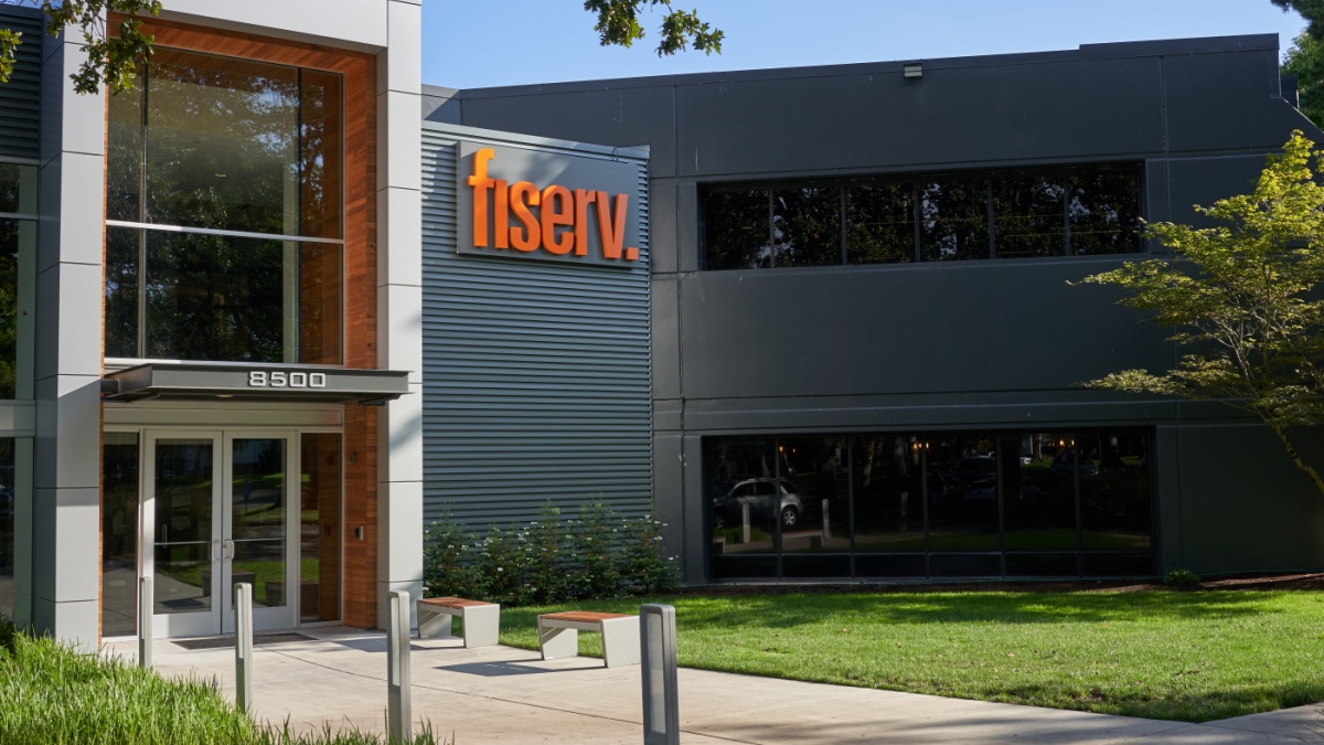 Beaverton, Oregon, USA - Sep 11, 2019: Fiserv Beaverton Office exterior. Fiserv, Inc. is a global provider of financial services technology.