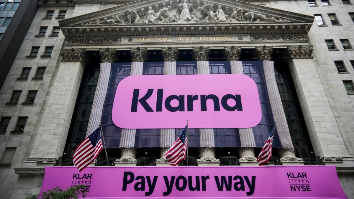 New York NY USA-September 10, 2025 The facade of the New York Stock Exchange is decorated for the initial public offering for the Swedish online payment processor, Klarna.