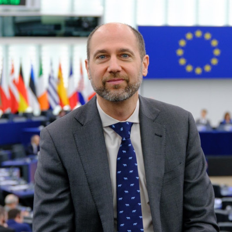 Fernando Navarette Rojas speaks on digital euro accessibility to cash