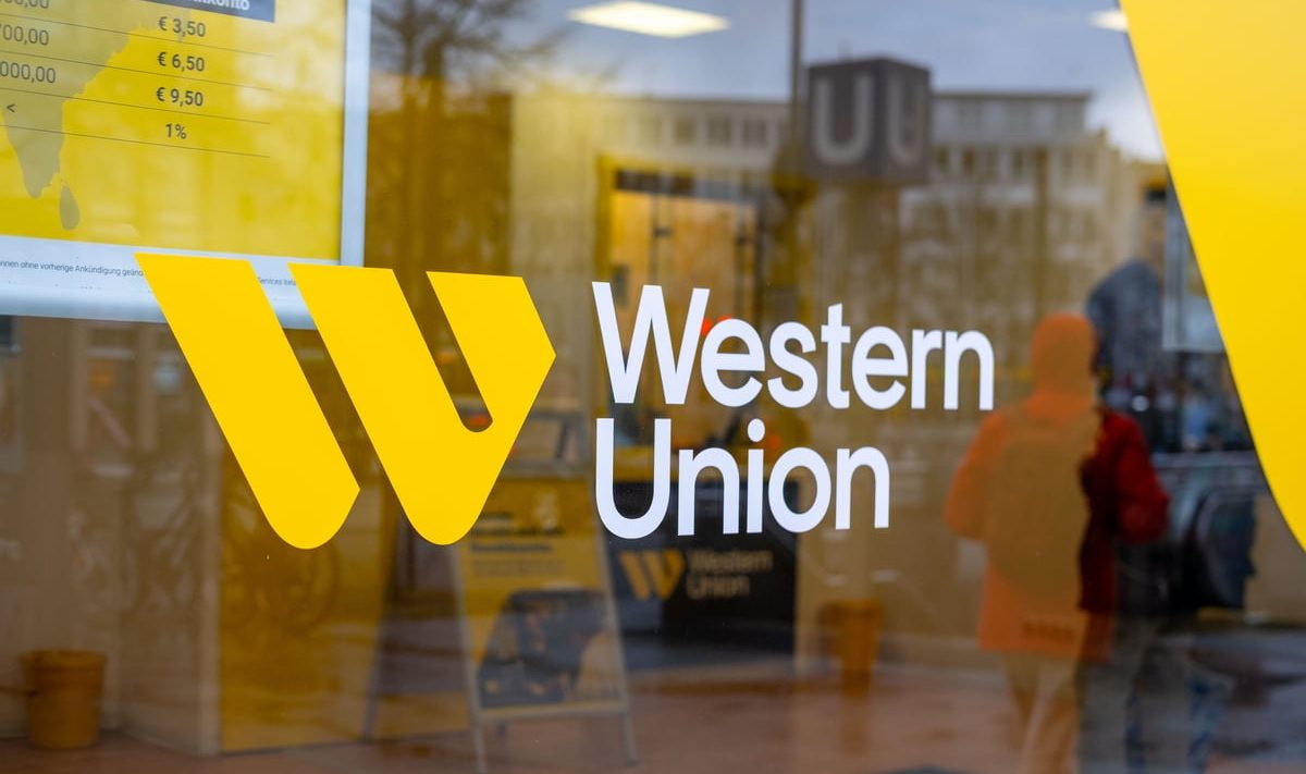 Western Union Stablecard launch